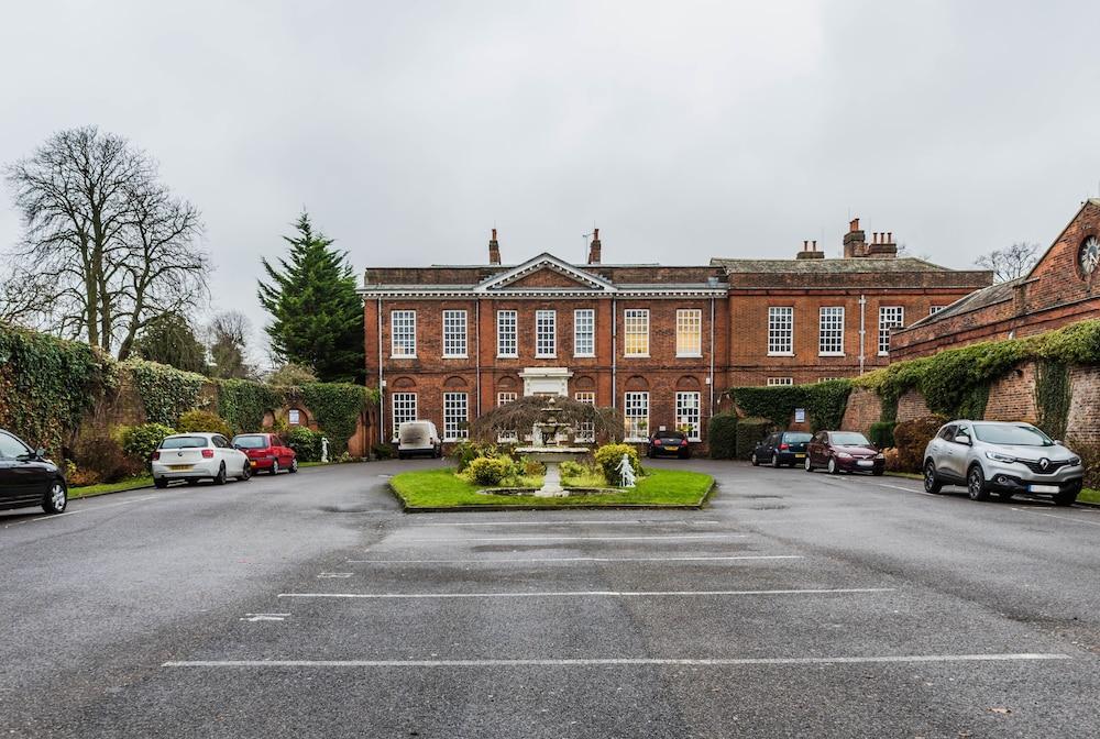 Baylis House Hotel Slough Exterior foto