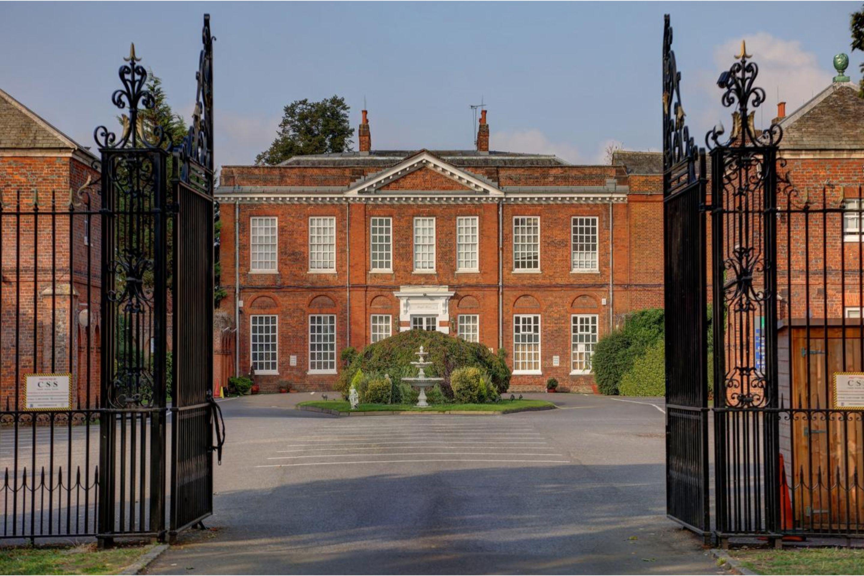 Baylis House Hotel Slough Exterior foto